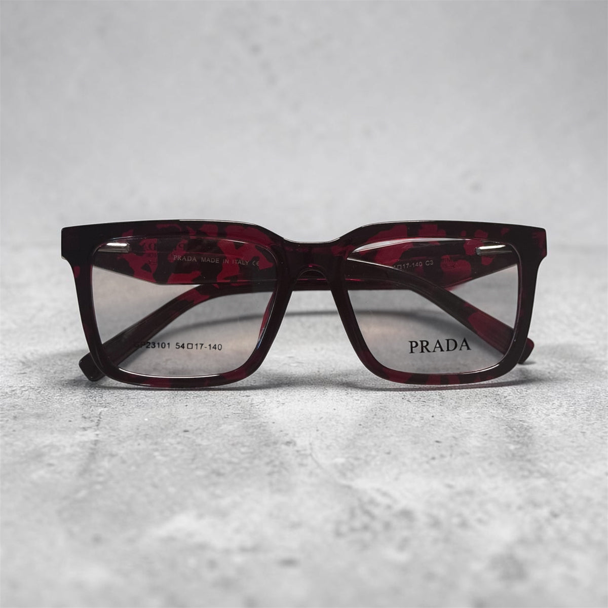 Prada - prestige bordeaux
