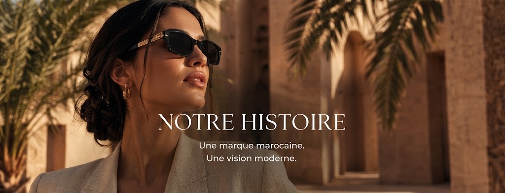 Portrait éditorial d’une femme portant des lunettes de soleil dans une architecture marocaine