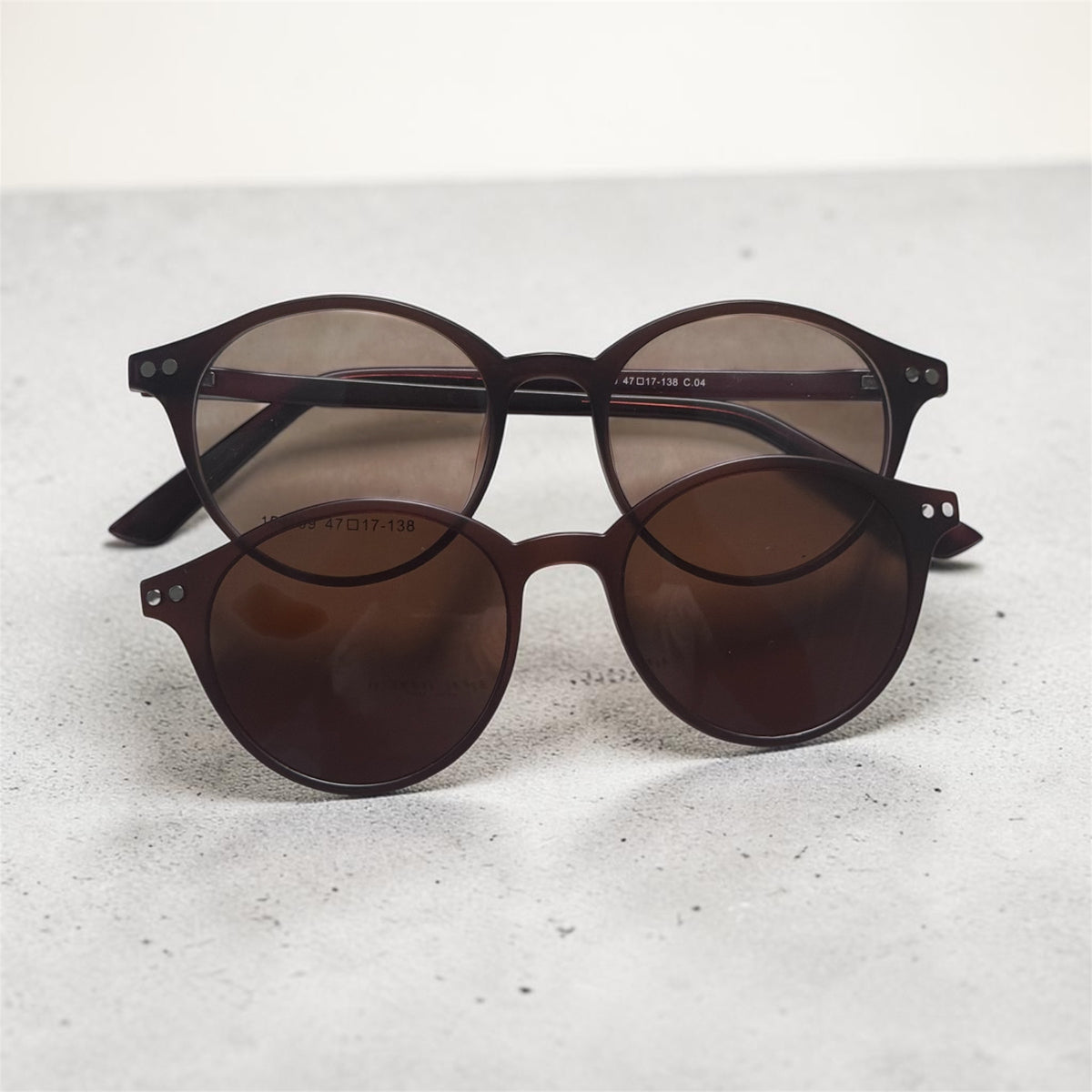 Clip marron